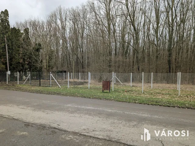 Eladó telek Doboz 225 nm