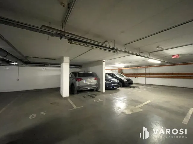 Eladó garázs Budapest XIII. kerület, Angyalföld 12 nm