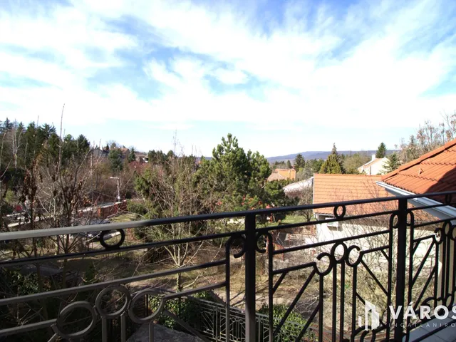 Eladó ház Budakeszi, Máriamakk 253 nm