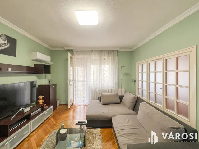 Eladó lakás Békéscsaba, Áchim András-lakótelep 54 nm