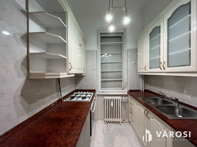 Eladó lakás Debrecen, Belváros 71 nm