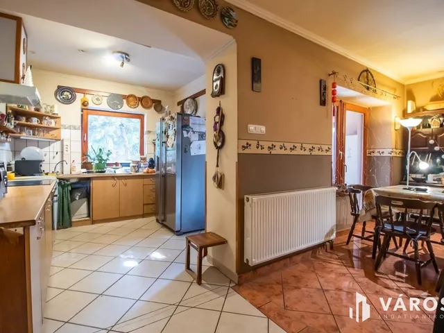 Eladó ház Velence, Újtelep 120 nm