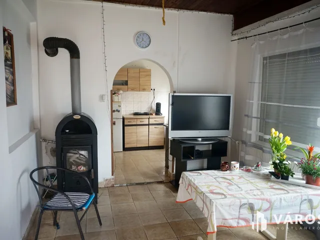 Eladó ház Örkény 73 nm