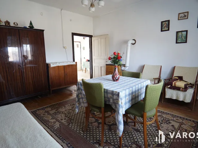 Eladó ház Bucsuta 68 nm