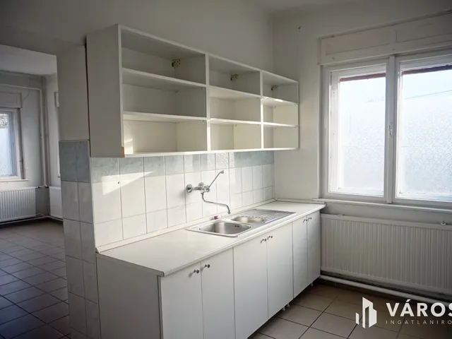 Eladó ház Örkény 75 nm