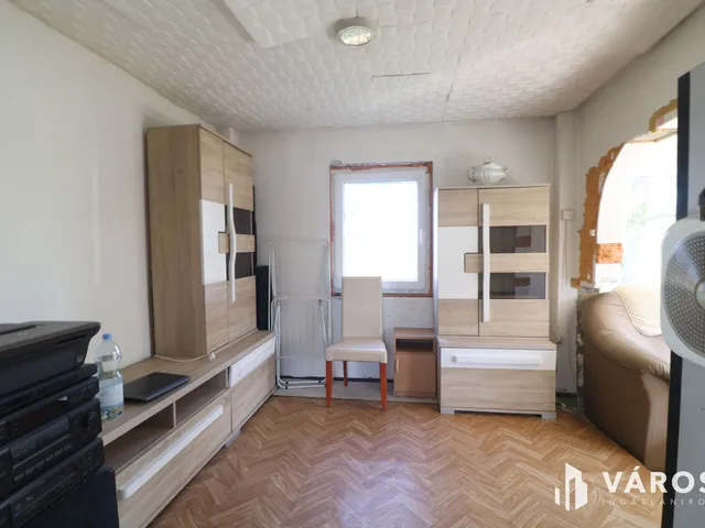 Eladó mezőgazdasági ingatlan Deszk 25 nm