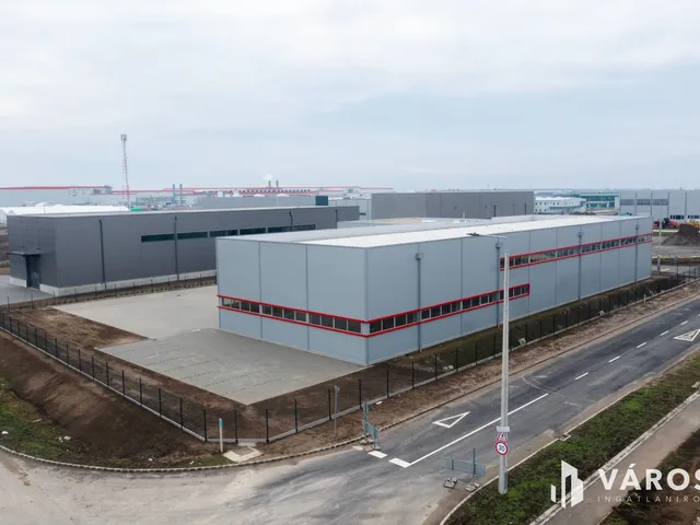 Kiadó kereskedelmi és ipari ingatlan Debrecen, Déli ipari park 1795 nm