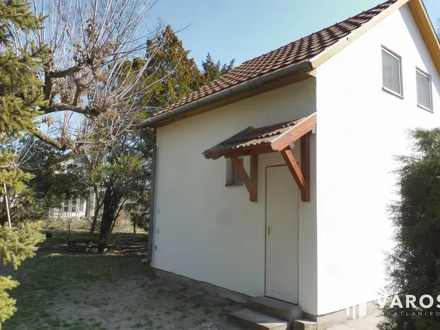 Eladó üdülő és hétvégi ház Szeged, Sziksós 30 nm