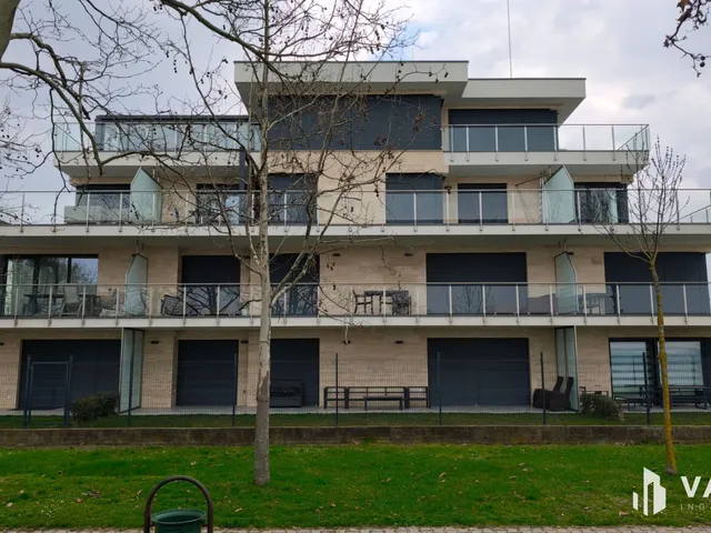 Eladó lakás Siófok, Ezüstpart 61 nm