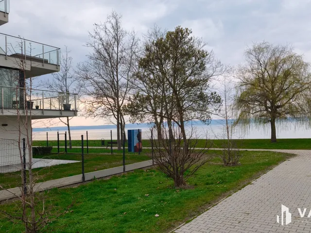 Eladó lakás Siófok, Ezüstpart 61 nm