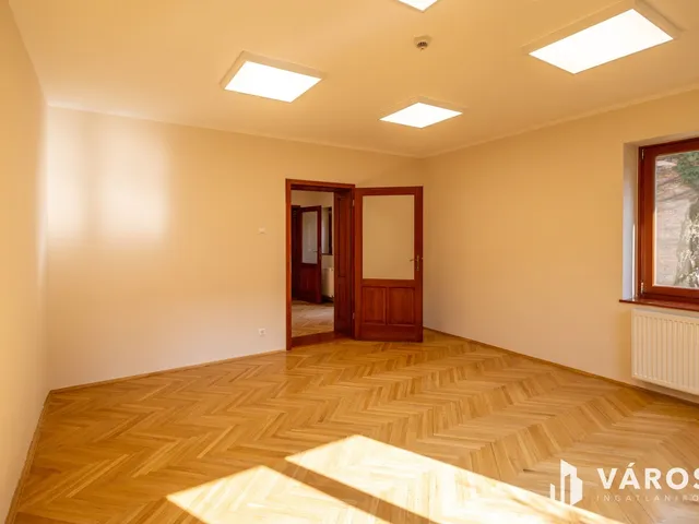 Kiadó ház Hódmezővásárhely, Belváros 57 nm