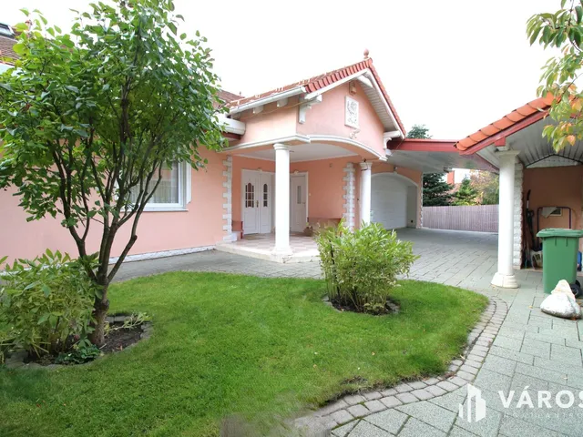 Eladó ház Piliscsaba 325 nm
