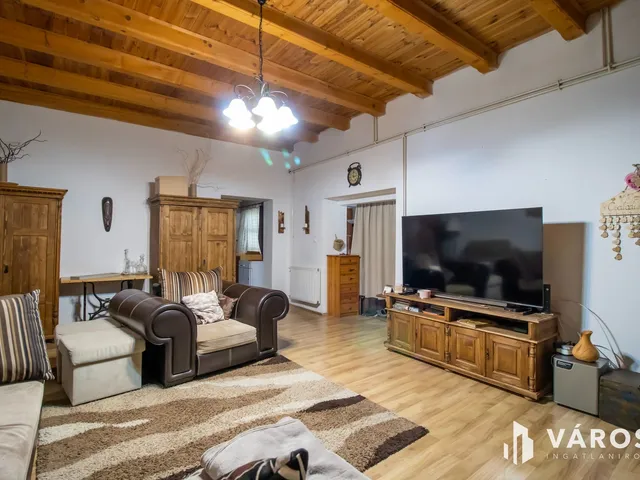 Eladó ház Székesfehérvár, Belváros 147 nm