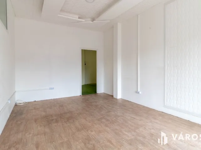 Kiadó kereskedelmi és ipari ingatlan Budapest XIII. kerület, Angyalföld 59 nm