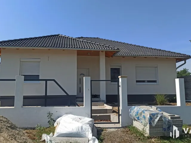 Eladó ház Kartal 122 nm