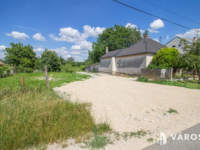 Eladó ház Koroncó 125 nm