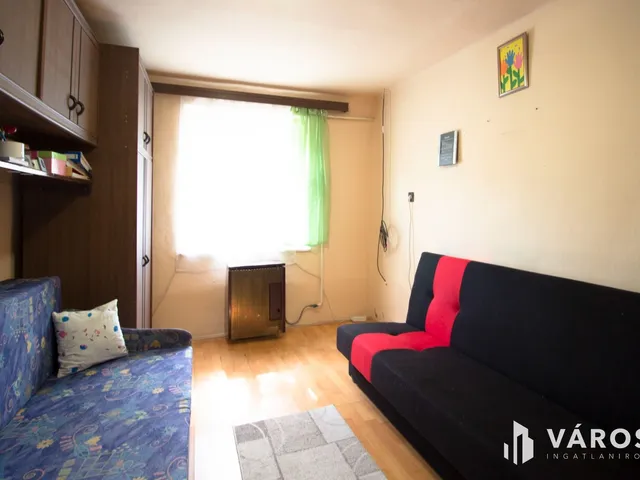 Eladó ház Békéscsaba, Belváros 71 nm