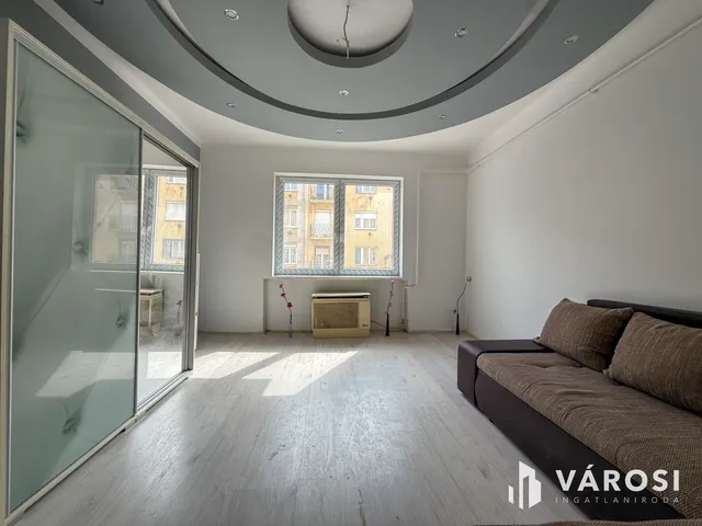 Eladó lakás Salgótarján 33 nm