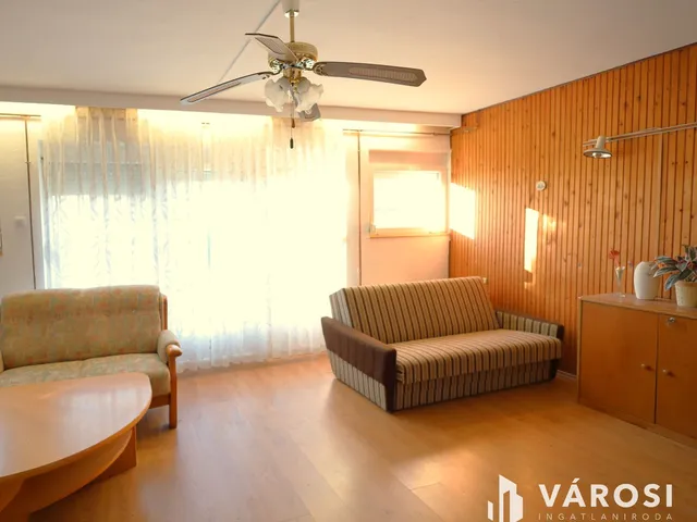 Eladó ház Tamási 80 nm