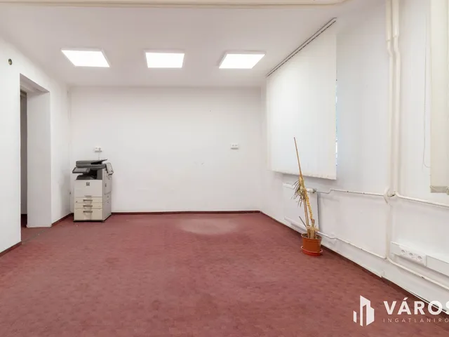Kiadó kereskedelmi és ipari ingatlan Budapest XIII. kerület, Angyalföld 32 nm