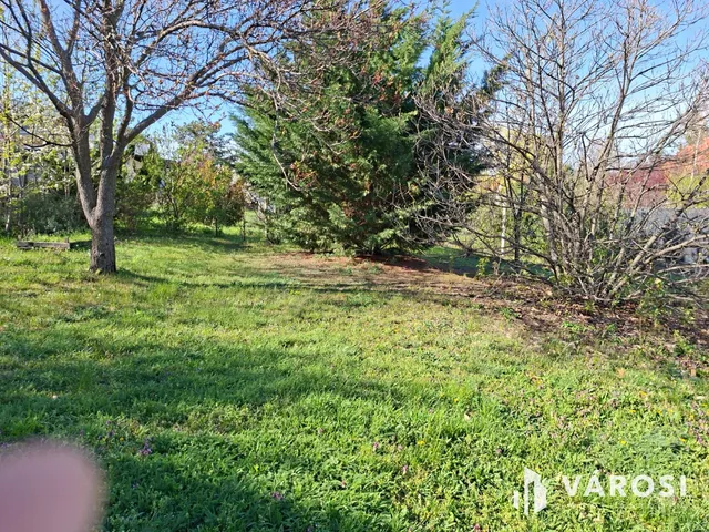 Eladó telek Alsóörs 627 nm