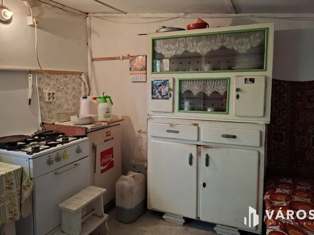 Eladó mezőgazdasági ingatlan Veszprém, Csatárhegy 20 nm