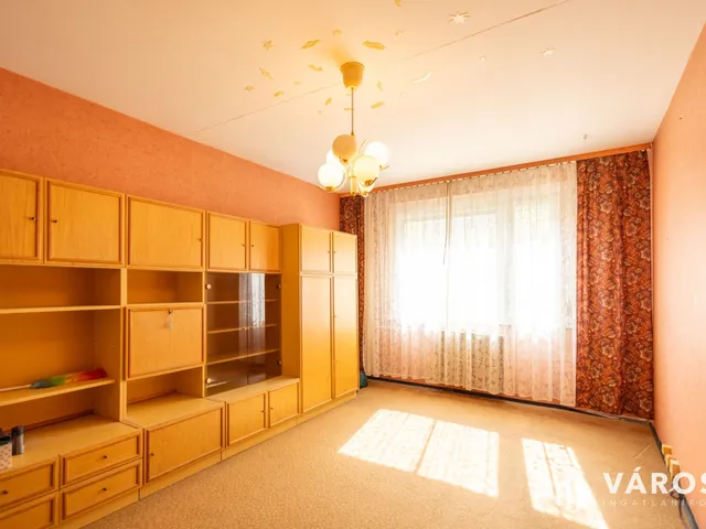 Eladó lakás Szeged, Makkosház 49 nm