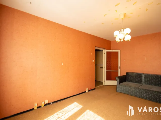 Eladó lakás Szeged, Makkosház 49 nm