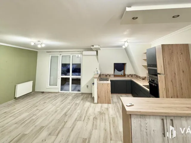 Eladó lakás Debrecen, Belváros 76 nm