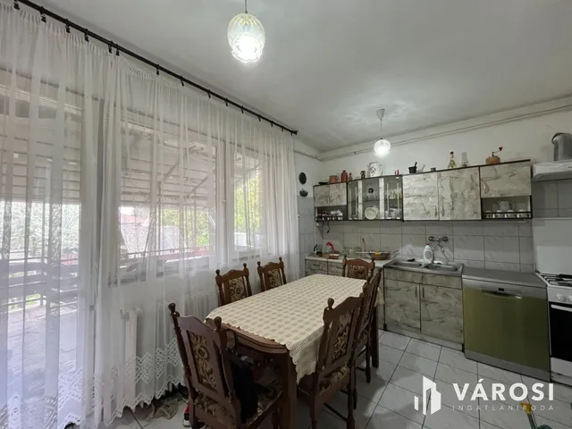 Eladó ház Debrecen, Józsa 150 nm