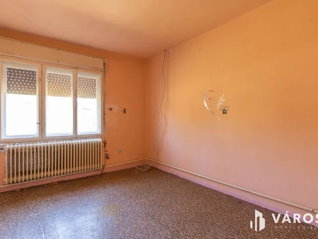 Eladó ház Enying 85 nm