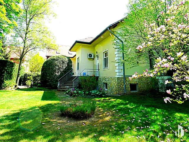 Eladó ház Budapest X. kerület 420 nm