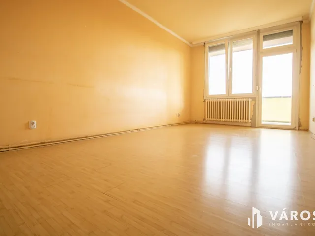 Eladó lakás Szarvas 68 nm