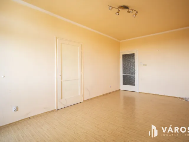 Eladó lakás Szarvas 68 nm