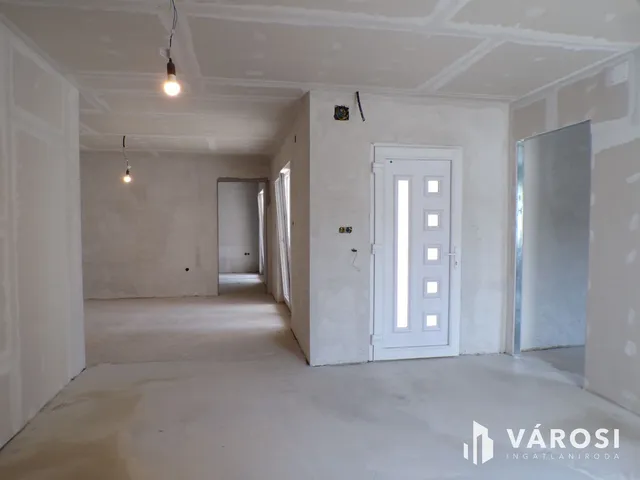 Eladó ház Eszteregnye 86 nm