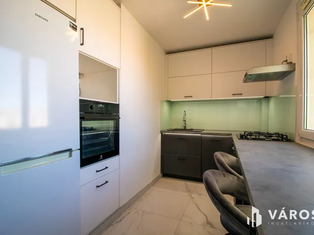 Eladó lakás Székesfehérvár, Belváros 60 nm