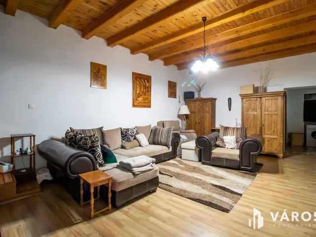 Eladó ház Székesfehérvár, Belváros 147 nm