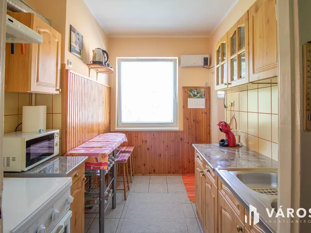 Eladó lakás Békéscsaba, Áchim András-lakótelep 54 nm