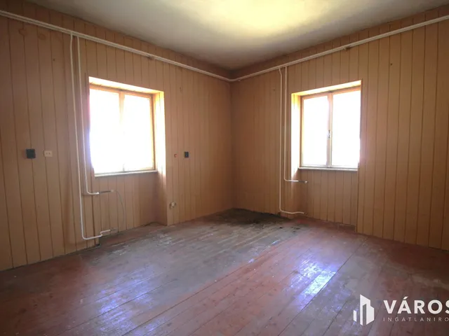 Eladó ház Ják 150 nm