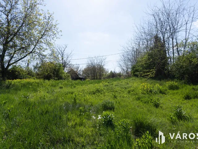 Eladó telek Pomáz 792 nm