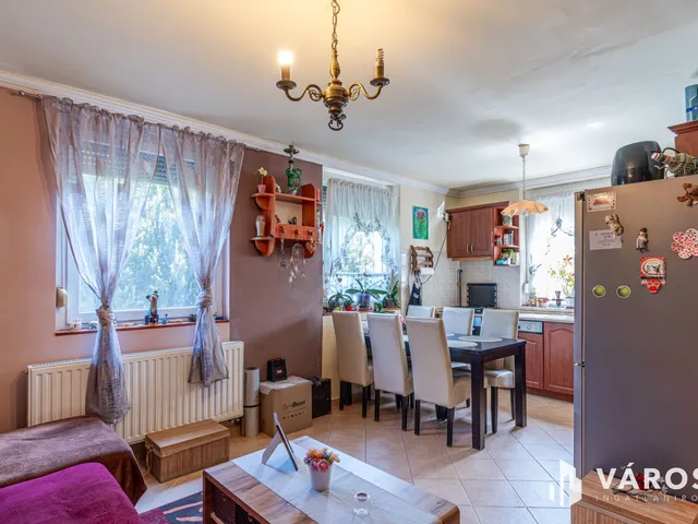 Eladó ház Szeged, Béketelep 84 nm