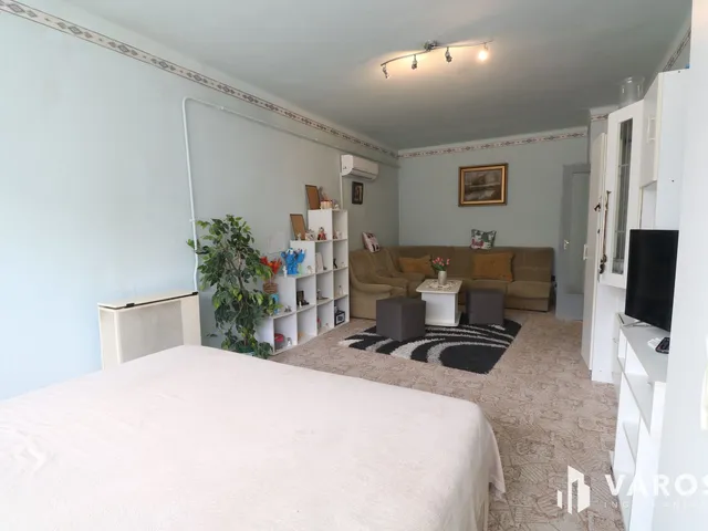 Eladó lakás Szeged, Kiskundorozsma 54 nm