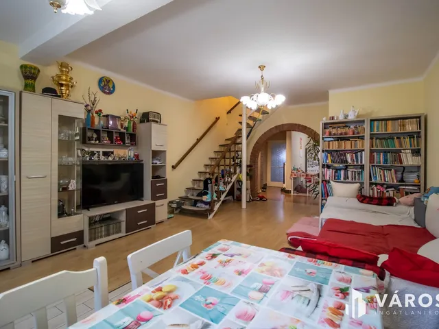 Eladó ház Székesfehérvár, Öreghegy 96 nm
