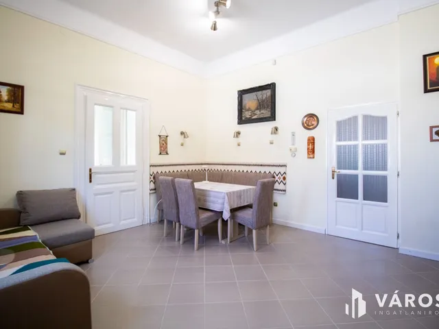 Eladó ház Békéscsaba, Belváros 240 nm