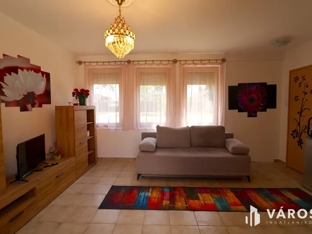 Eladó ház Hódmezővásárhely 25 nm