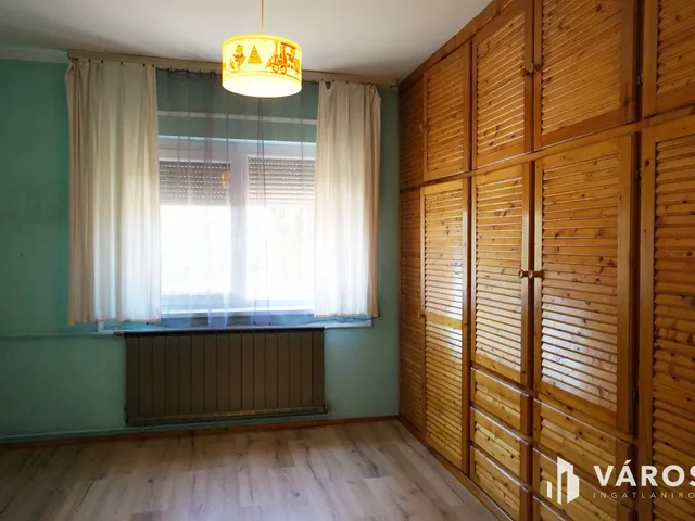 Eladó ház Vác, Deákvár 185 nm