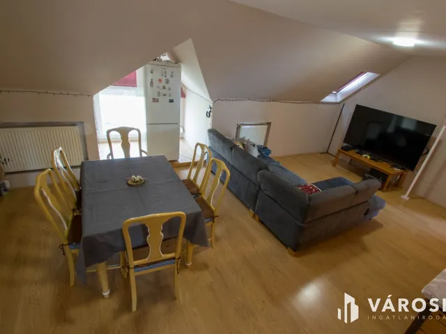 Eladó ház Kalocsa 255 nm