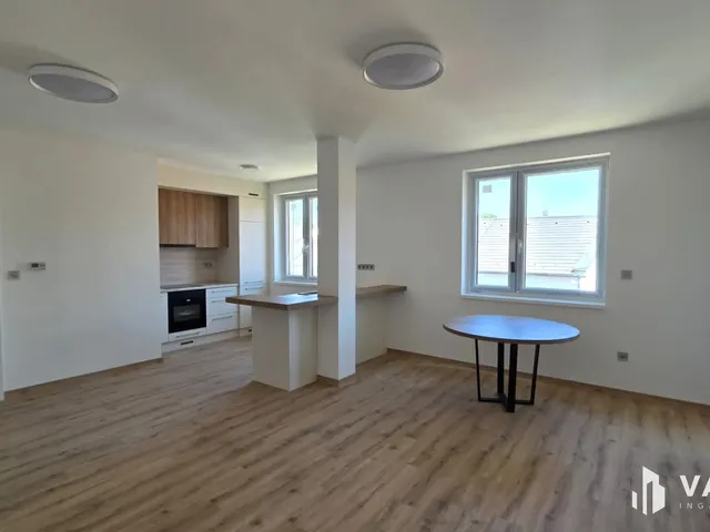 Eladó lakás Debrecen, Falóger 78 nm