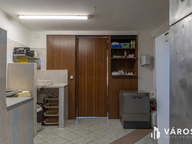 Eladó kereskedelmi és ipari ingatlan Gyula, Paradicsom 57 nm