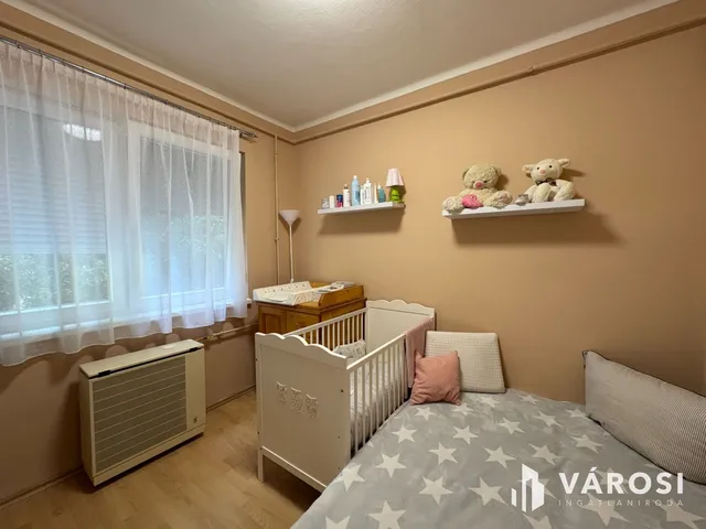 Eladó lakás Békéscsaba, Áchim András-lakótelep 54 nm